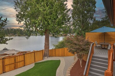 Star Lake Waterfront Craftsman Modern