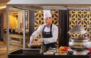 2 restaurants servant le petit déjeuner