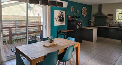 Air-conditioned house on the Arcachon basin