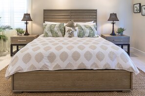 4 bedrooms, in-room safe, desk, iron/ironing board