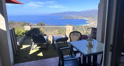 Rez de Villa a 5 min de la plage.15/20 min dâAjaccio