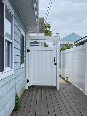Property grounds - 231 33rd st, Unit C (back lower) · Surfer's Hideway ★ Parking ★ Near Lighthouse (Brigantine)