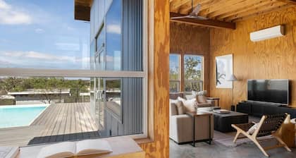 Luxury Riverfront Retreat - 6 Cabins|Pool
