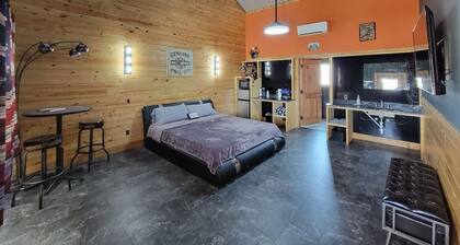 Harley-Davidson Cabana at Tipsy Toad Retreat