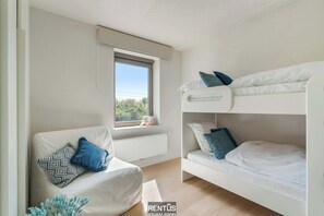 2 quartos, quartos à prova de som, Wi-Fi, roupa de cama