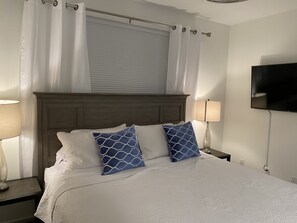 2 bedrooms, desk, iron/ironing board, free WiFi