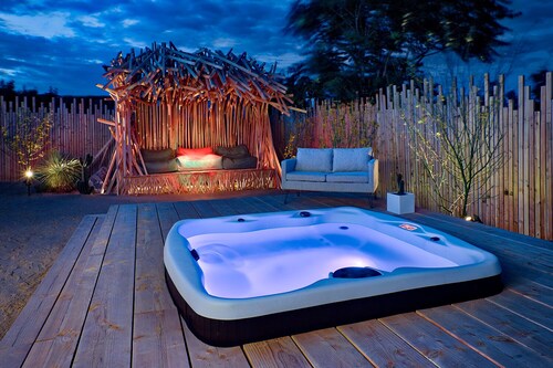 Creative Desert Retreat in the heart of Joshua Tree