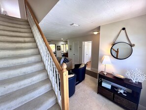 Interior - REEL ESCAPE - 4 Bedroom / 2 Bathroom w/ Pool, Boat Dock & Sleeps 8! (Summerland Key)