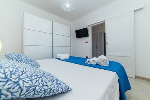 1 bedroom, free WiFi, bed sheets