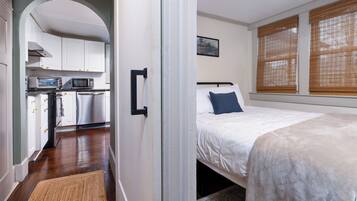 3 quartos, ferros/tábuas de passar roupa, Wi-Fi, roupa de cama