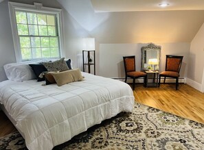 4 chambres, bureau, fer et planche Ă repasser, accĂšs au Wi-Fi (inclus)