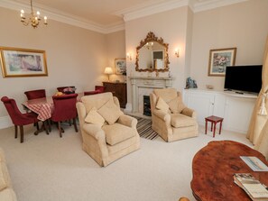 Living area - Sandsend Sunset View (Whitby)