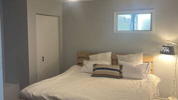 4 Schlafzimmer, Bügeleisen/Bügelbrett, Reisekinderbett, kostenloses WLAN