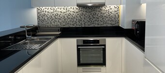 Entire Apartment! Newly Built, Lovely 2 Bd Aprt/ Burj Khalifa View