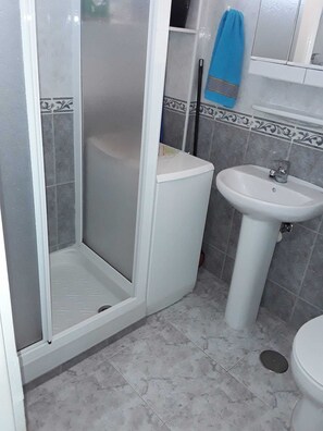 Shower - Vistas Playa mar Menor con Aire Acondicionado y Piscina 4pax (MC)