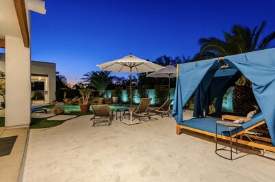 Spectacular North Scottsdale Villa w/ Pool & Hot Tub Minutes from Golf and Shops