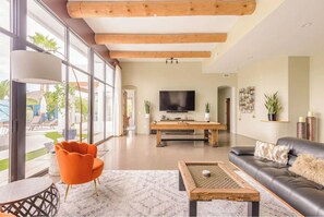 Smart TV, fireplace, printers