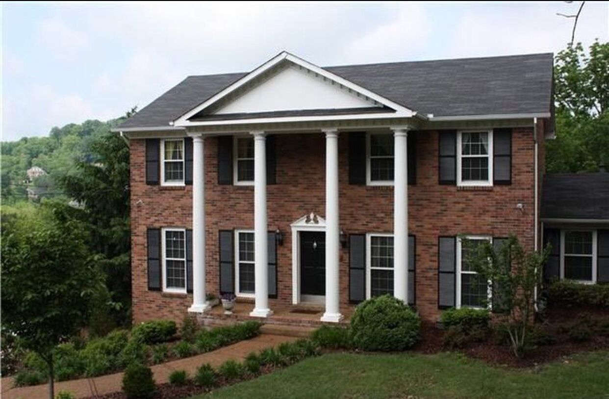 Wooded Mountain View in the City with a Garage