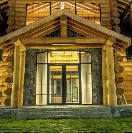 Exterior detail. Dilijan, Goshavank, BerlogaLogHouse