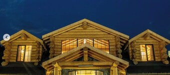 Dilijan, Goshavank, BerlogaLogHouse