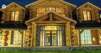 Dilijan, Goshavank, BerlogaLogHouse