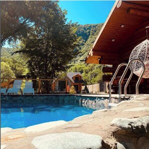 Piscine extérieure, piscine chauffée