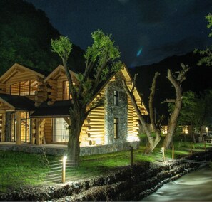 Exterior - Dilijan, Goshavank, BerlogaLogHouse (Dilijan)