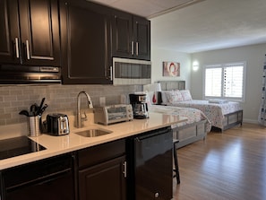Fridge, microwave, oven, dishwasher - 1509 - Amazing Vulcano Bay / Universal View (Orlando)