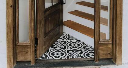 Residences on Main- Yellow Branch Suite