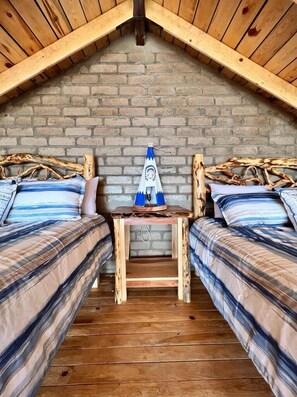Family Cabin | 2 bedrooms, Egyptian cotton sheets, premium bedding, down comforters