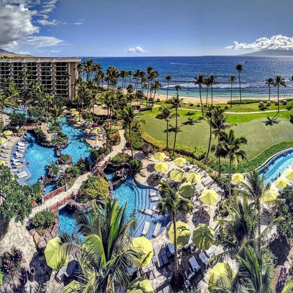 Outdoor pool, a heated pool - Hyatt Residence Club resort. Ocean-Front Upper Level 2BR 2 Bath Ka'anapali Beach (Lahaina)