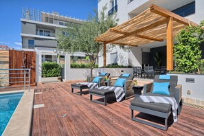 Pool - Apartment Liberty Living with Pool I (Split)