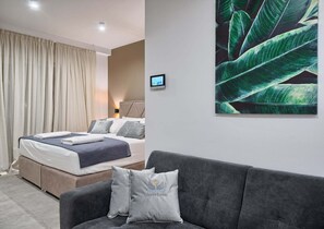 1 bedroom, iron/ironing board, free WiFi, bed sheets - Apartment Liberty Living with Pool I (Split)