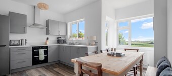 4 bed with hot tub and views over the nature reserve