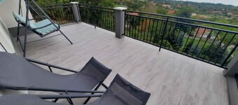 Holiday home with view and pool