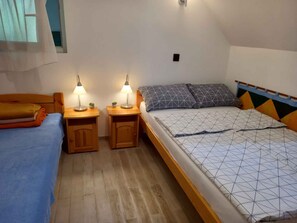 2 bedrooms, travel cot