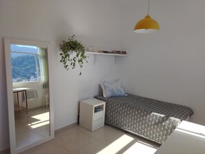 1 quarto, ferros/tábuas de passar roupa, Wi-Fi de cortesia