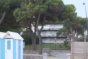 Property grounds - Holiday apartment mit Klimaanlage und Meerblick (Lignano Sabbiadoro)