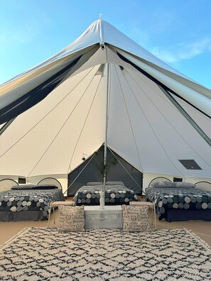 Premium bedding, down duvets, pillow-top beds, bed sheets - Utopia Feels Botanical Glampground (Coldstream)