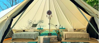 Utopia Feels Botanical Glampground