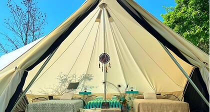 Utopia Feels Botanical Glampground