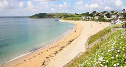 'Langton' - Best Views in Falmouth!