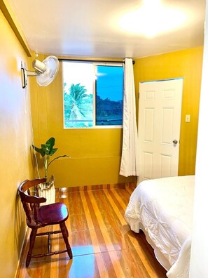1 bedroom, free WiFi, bed sheets