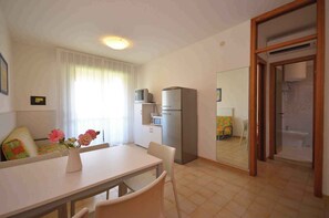 Interior - Holiday apartment mit Klimaanlage und Balkon (Bibione)