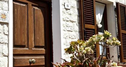 S178 - Sirolo, delightful sky-land with independent entrance