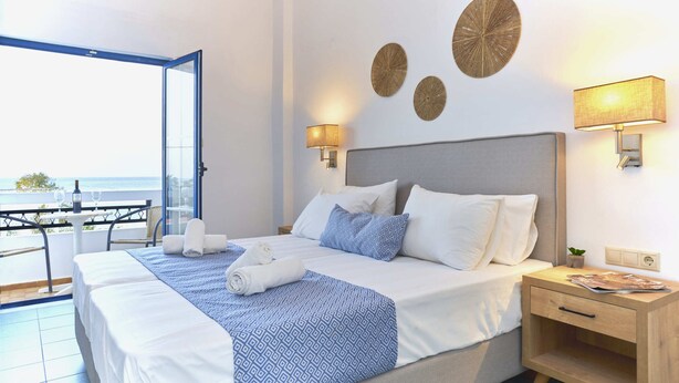 Standard Studio Suite, 1 Queen Bed, Sea View | Select Comfort beds, WiFi (free), bed sheets - Veneto Sea View Apartments (Hersonissos)