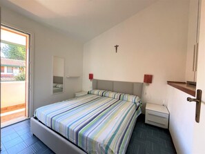 2 bedrooms