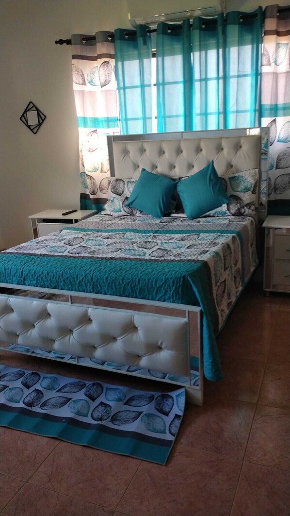 3 soverom, wi-fi (inkludert) og sengetøy