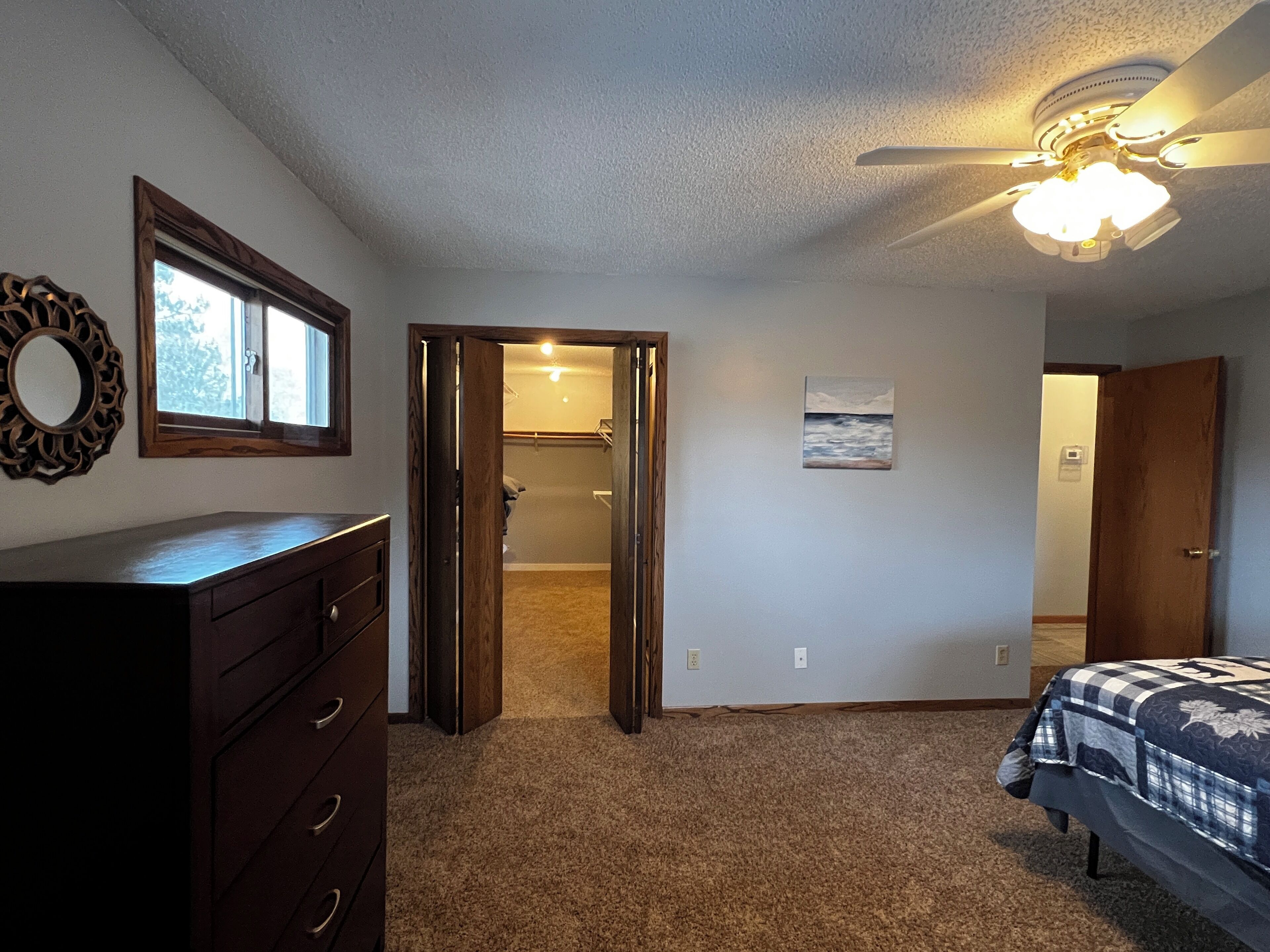 2 bedrooms, desk, free WiFi, bed sheets