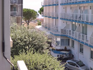 Property grounds - Holiday apartment mit Klimaanlage und Balkon (Lignano Sabbiadoro)